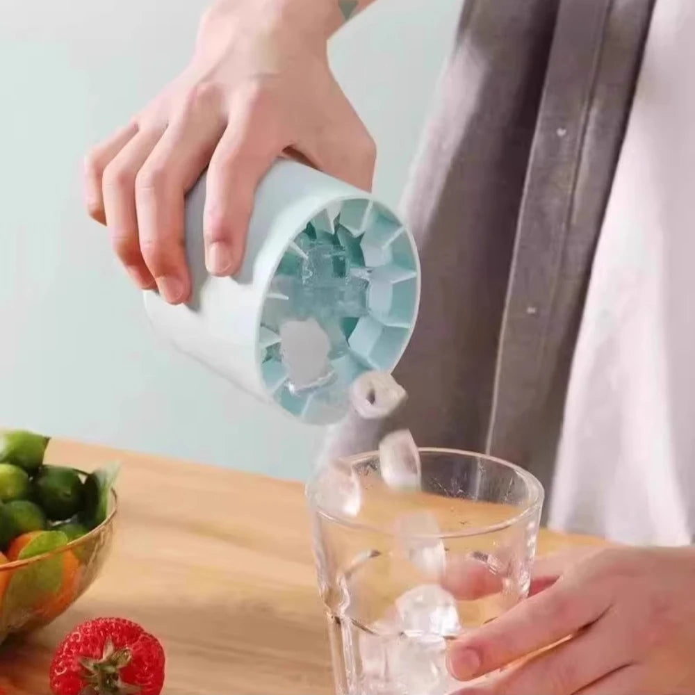 Silicone Ice Cube Mold Round Ice Bucket Summer Homemade DIY Refrigerator Freeze Ice Maker Creative Mold Barware Tools